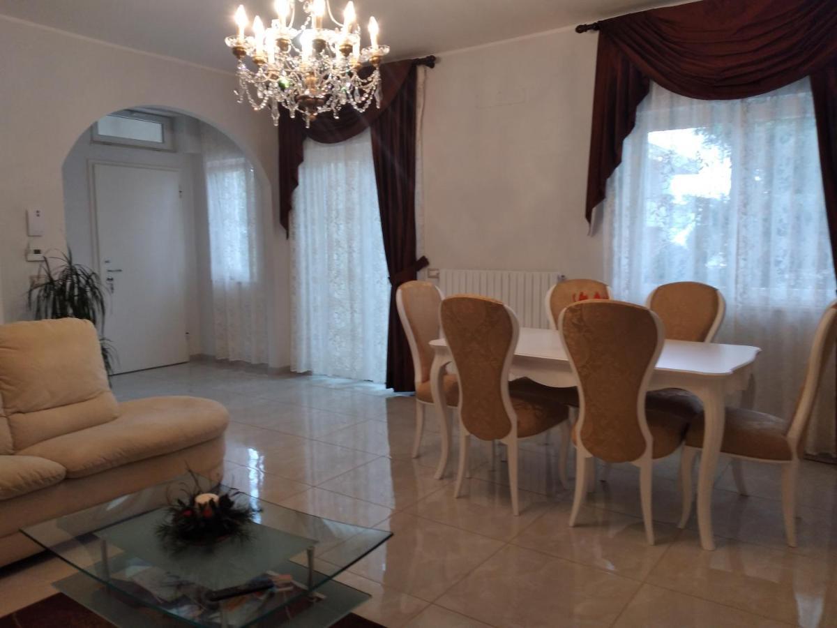 Casa Di Tina Hotel Castellana Grotte Ngoại thất bức ảnh