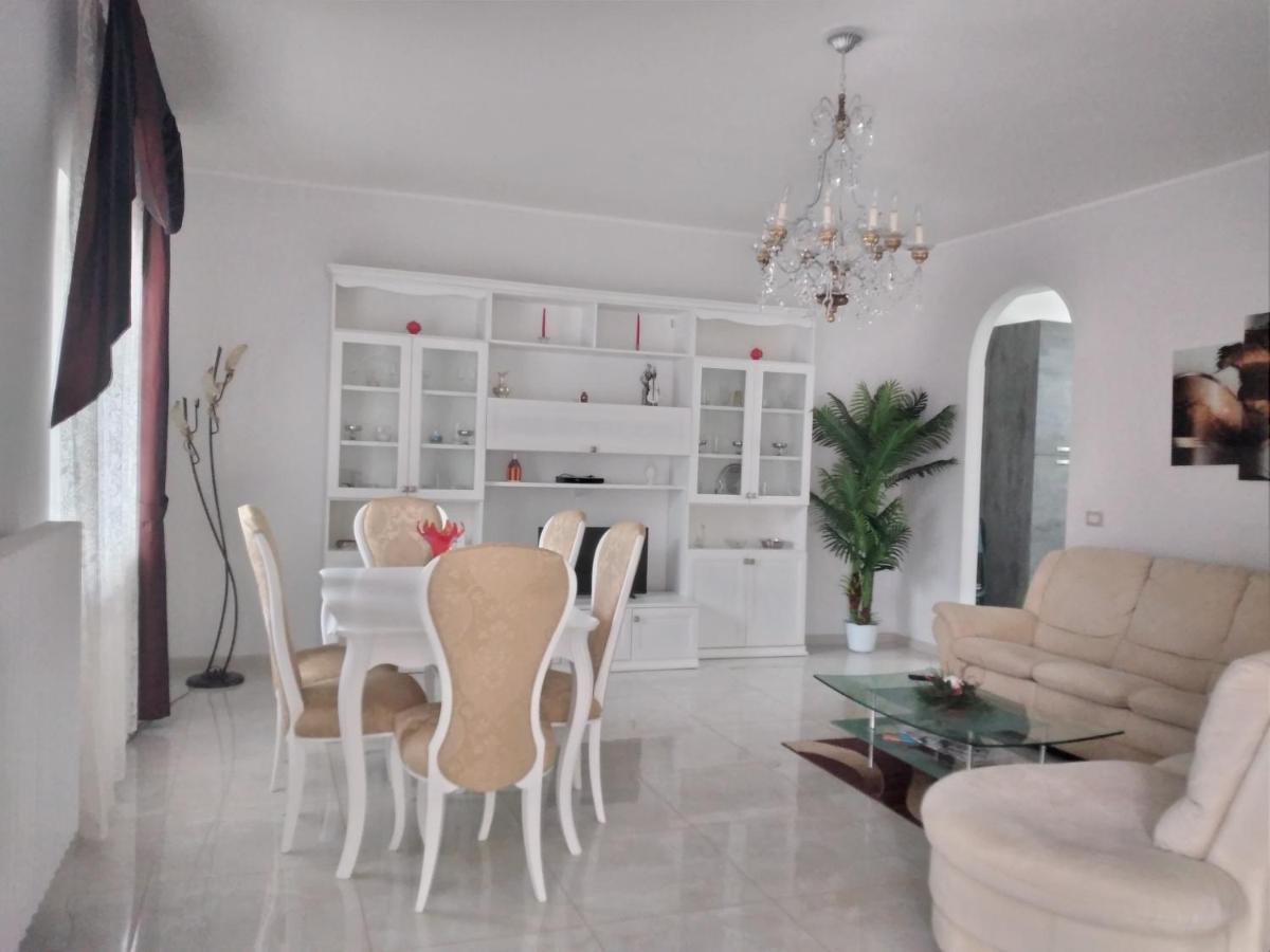 Casa Di Tina Hotel Castellana Grotte Ngoại thất bức ảnh
