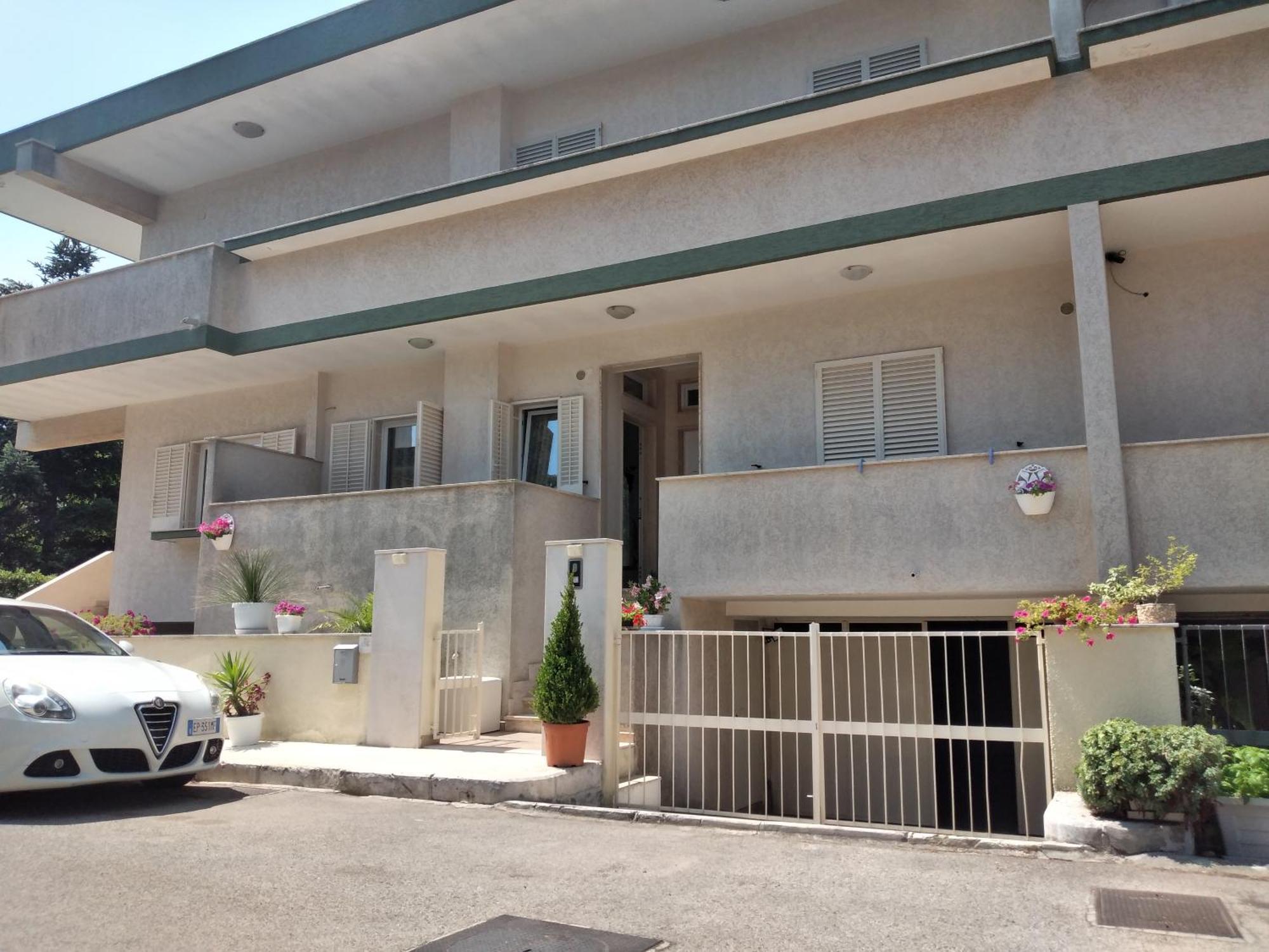 Casa Di Tina Hotel Castellana Grotte Ngoại thất bức ảnh